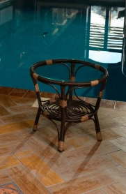 Кофейный столик из искусственного ротанга 60х60х55 коричневый